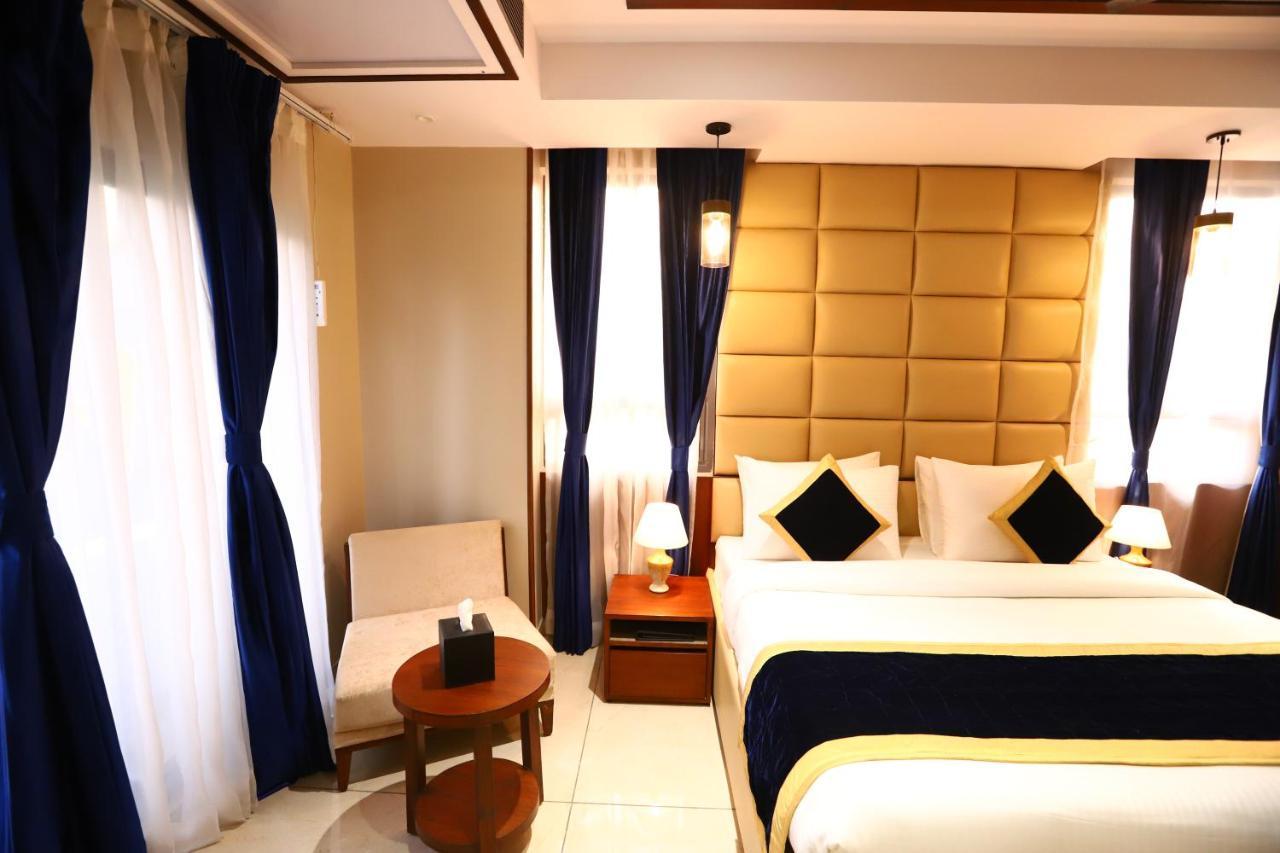 Sanca International Hotel In Patel Nagar Delhi Új-Delhi Kültér fotó