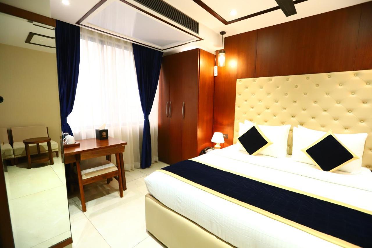Sanca International Hotel In Patel Nagar Delhi Új-Delhi Kültér fotó