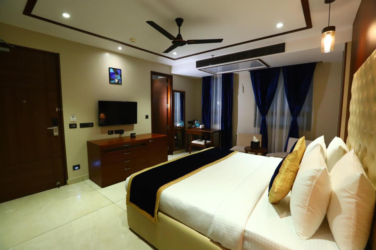 Sanca International Hotel In Patel Nagar Delhi Új-Delhi Kültér fotó