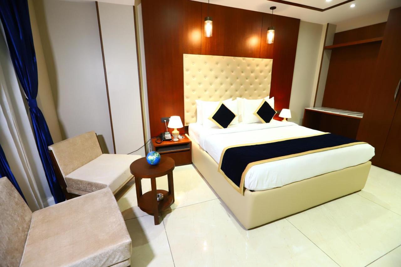 Sanca International Hotel In Patel Nagar Delhi Új-Delhi Kültér fotó