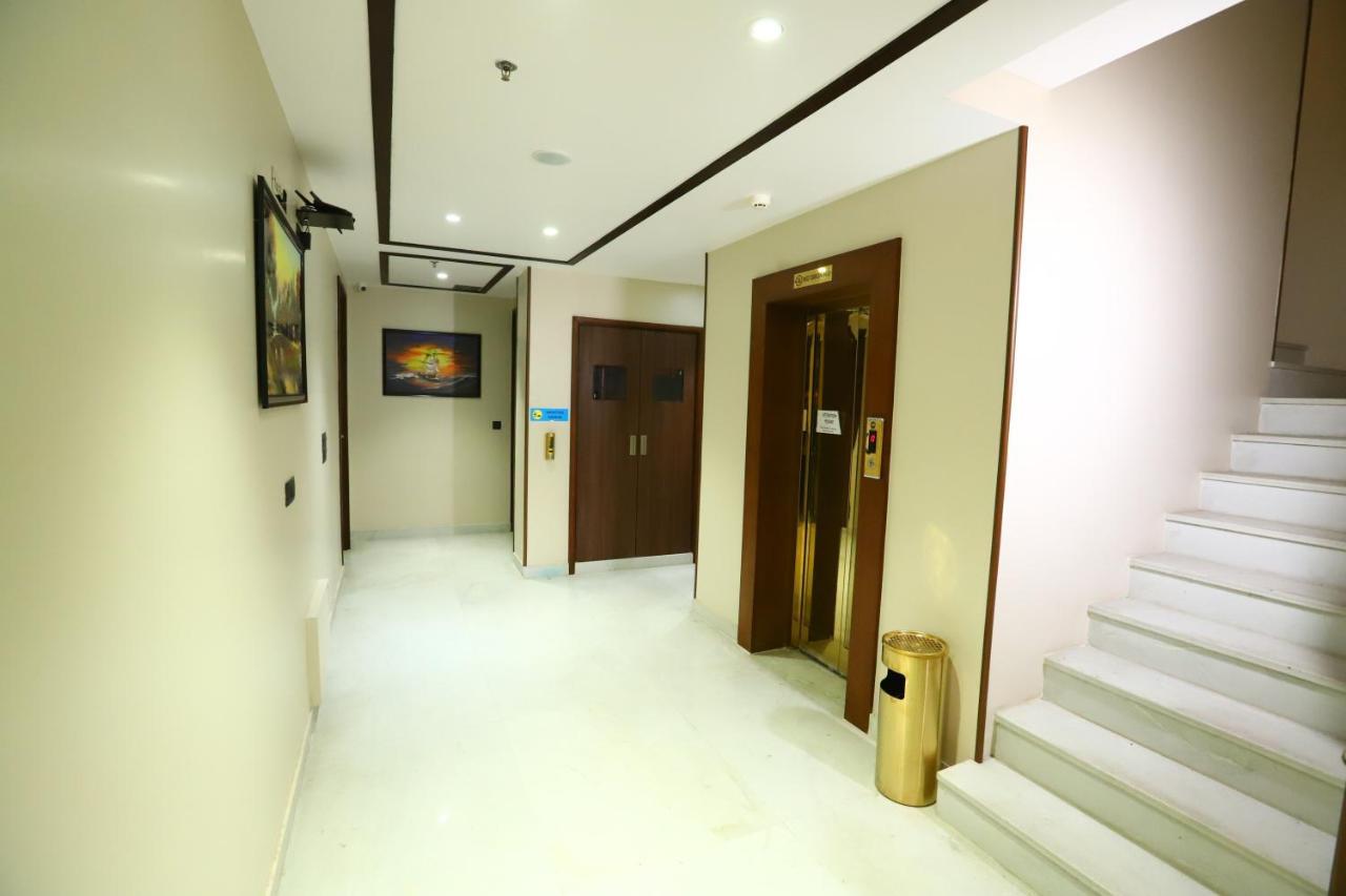 Sanca International Hotel In Patel Nagar Delhi Új-Delhi Kültér fotó