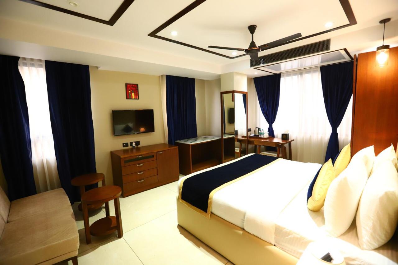 Sanca International Hotel In Patel Nagar Delhi Új-Delhi Kültér fotó